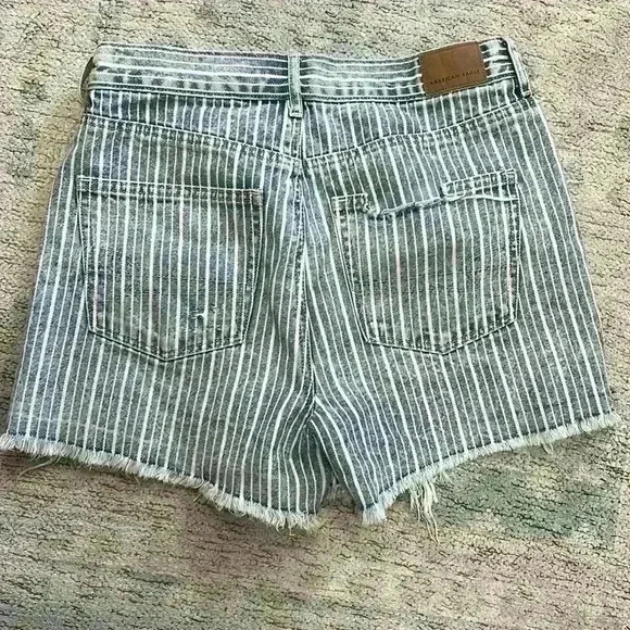 American Eagle stripped jean shorts - Picture 2 of 3
